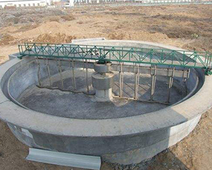 刮泥機(jī)